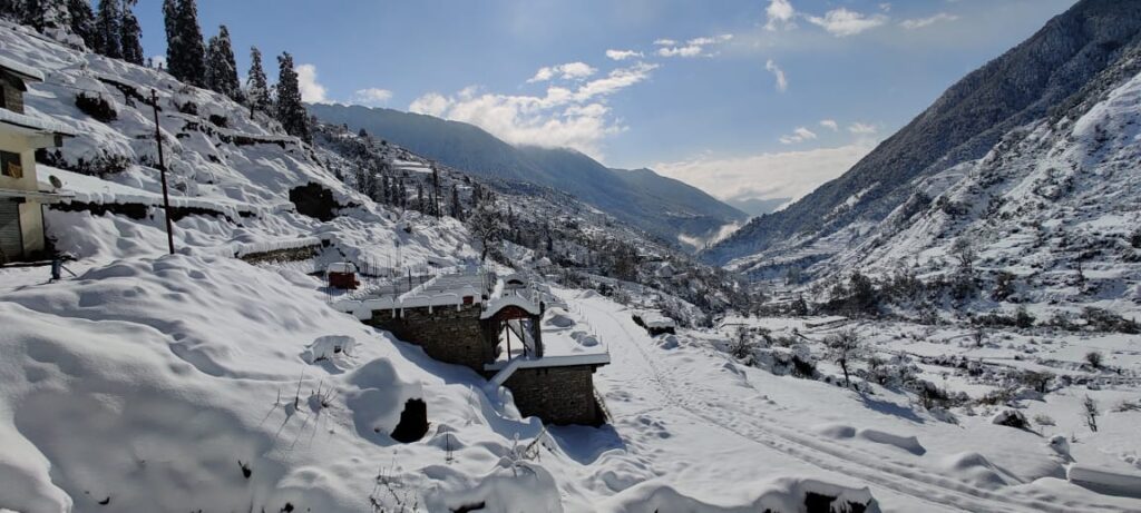 Easy level Trek Beginner level trek