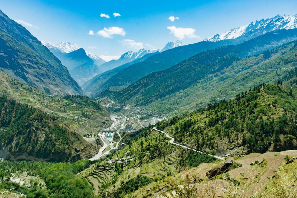 Joshimath very famous for Auli and Kuari, Pangarchulla trek