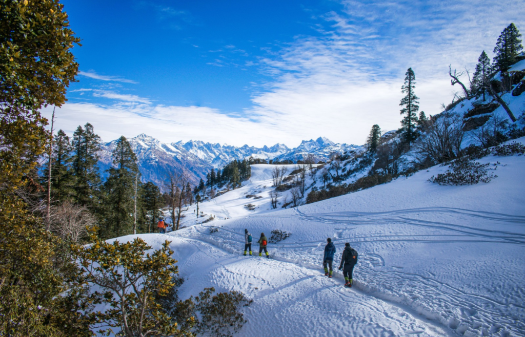 Snow Trek Himalaya Uttarakhand